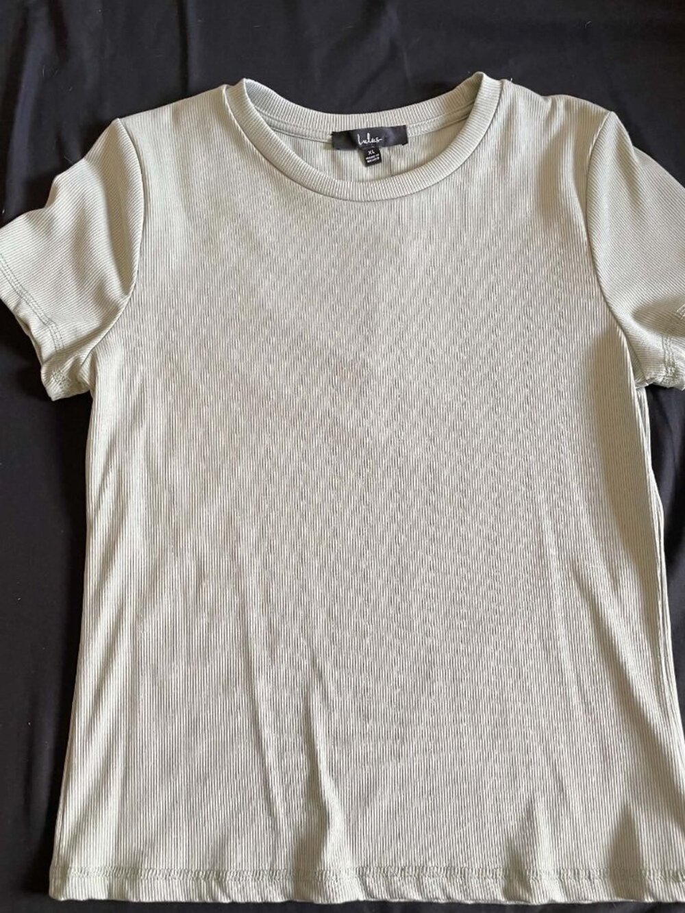 LuLus T-Shirt L
